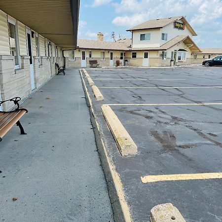 Budget Inn - Perrysburg Millbury Eksteriør billede
