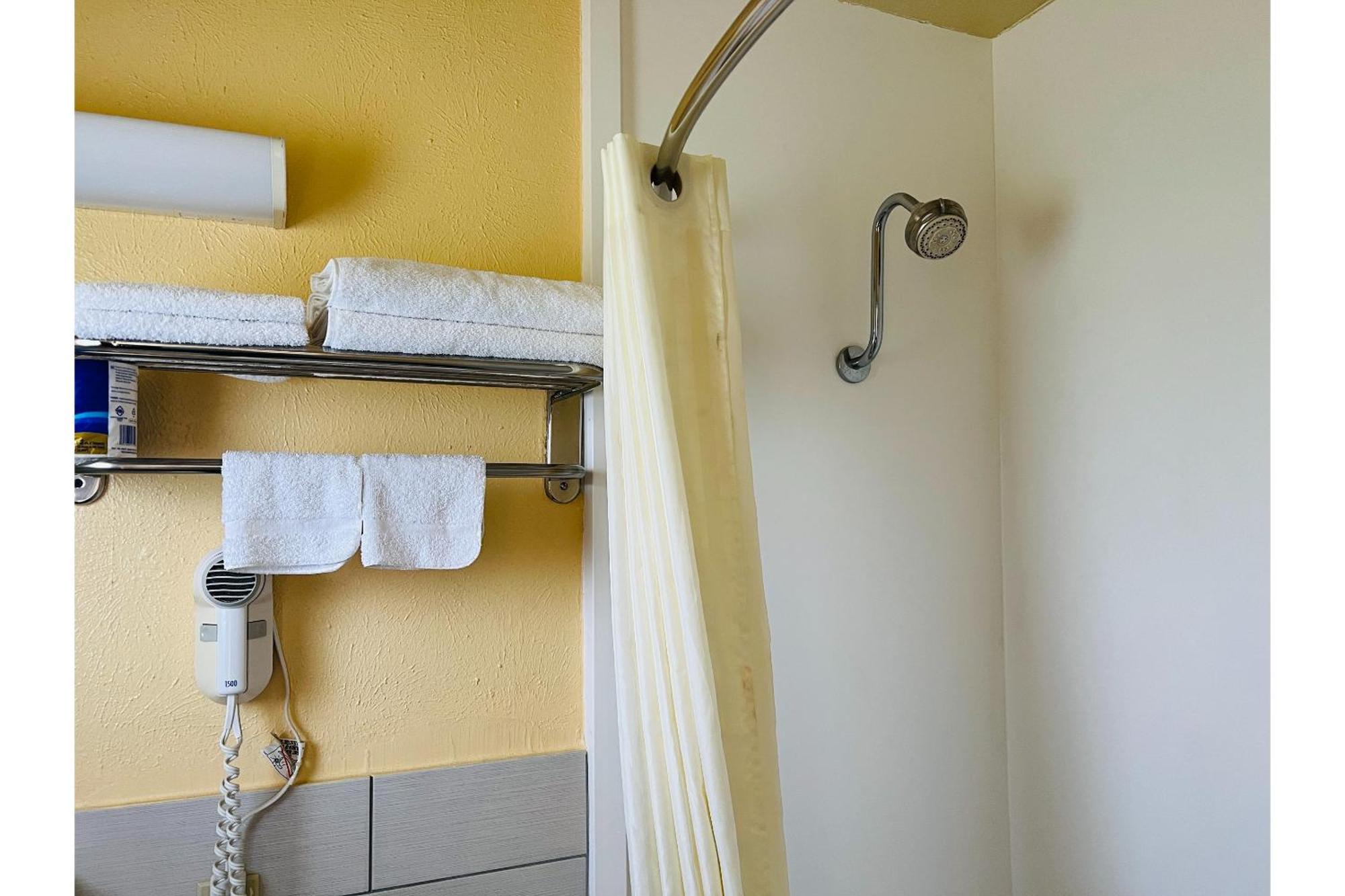 Budget Inn - Perrysburg Millbury Eksteriør billede