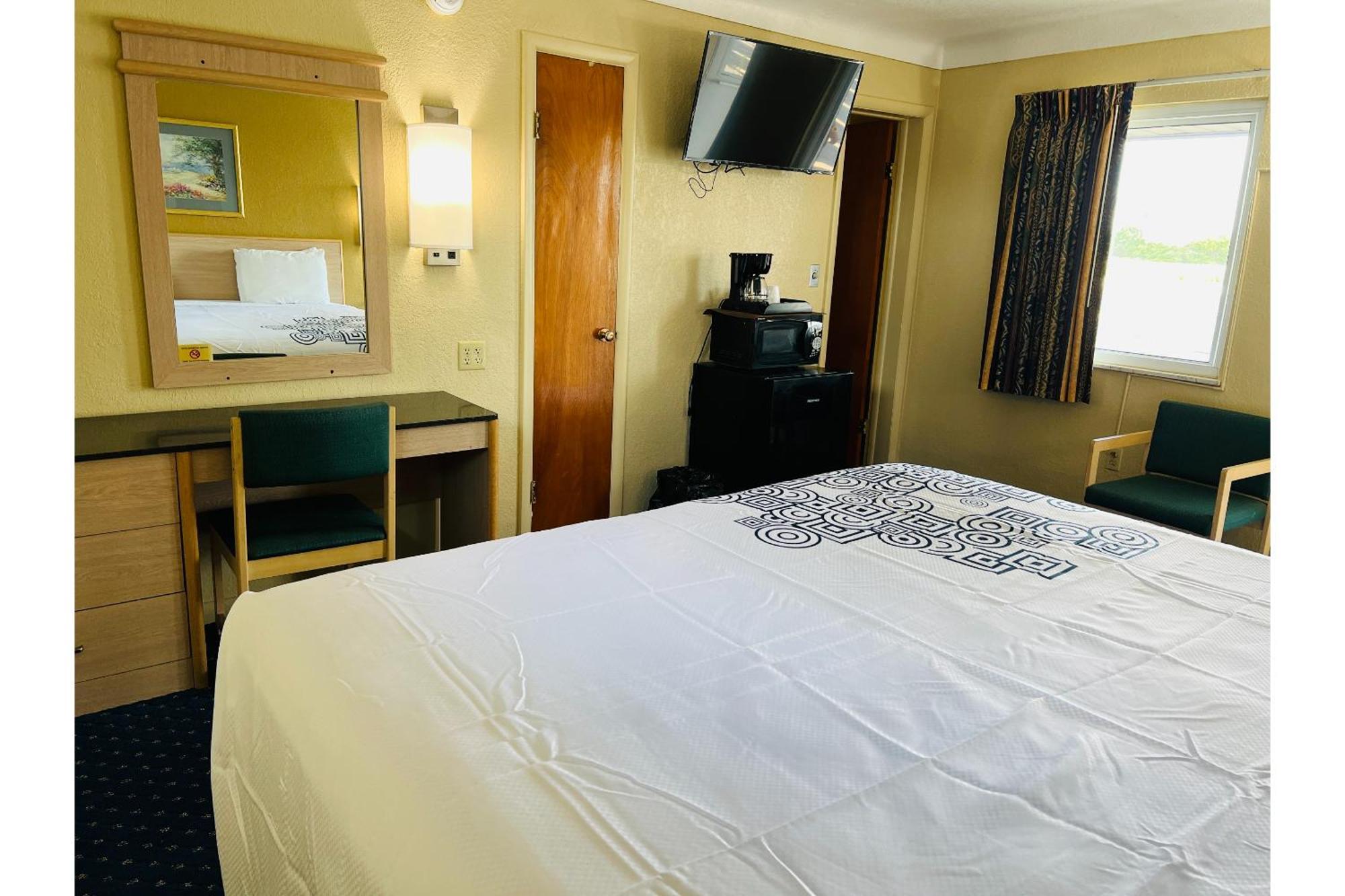 Budget Inn - Perrysburg Millbury Eksteriør billede