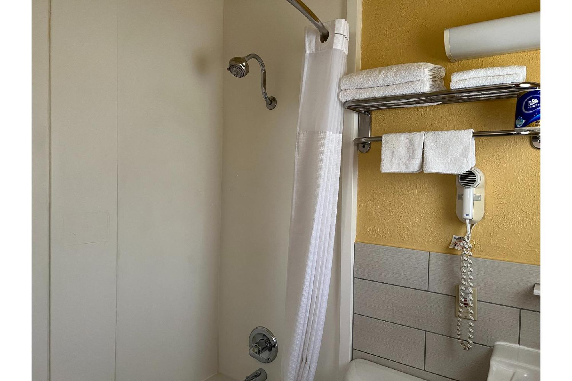 Budget Inn - Perrysburg Millbury Eksteriør billede